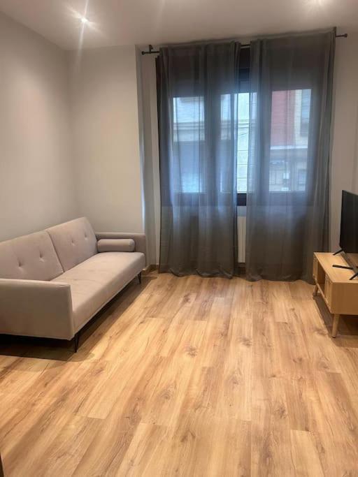 Coqueto Apartamento Cerca Del Casco Viejo Con Garaje Gratis Bilbao Exterior foto
